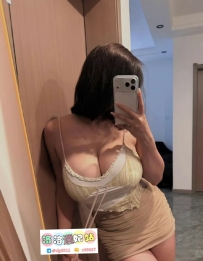 娜娜 163.50.F.26歲  F奶震撼力十足，走路都帶風 經驗豐富 調教新人手到擒來  聲音低