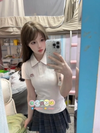 小桃  162cm 47kg  D杯 22歲