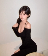 糖糖  160cm/45kg/E/23歲