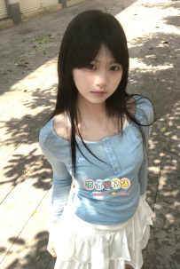 #高雄推薦  莉莉 160.D.45kg.18歲