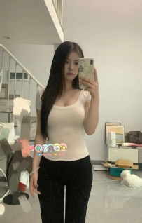 小雨 160.C.47kg.20歲